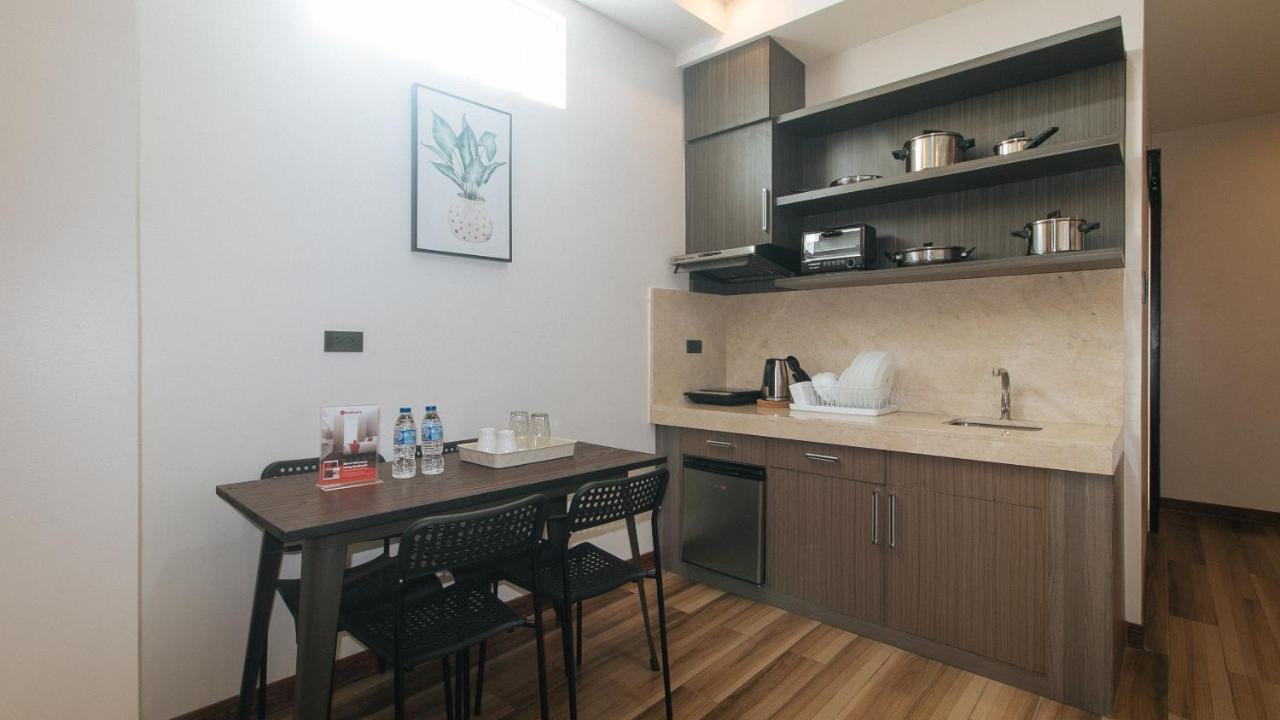 Reddoorz Plus @ Bez Tower And Residences San Juan San Juan (Metro Manila) Exterior foto