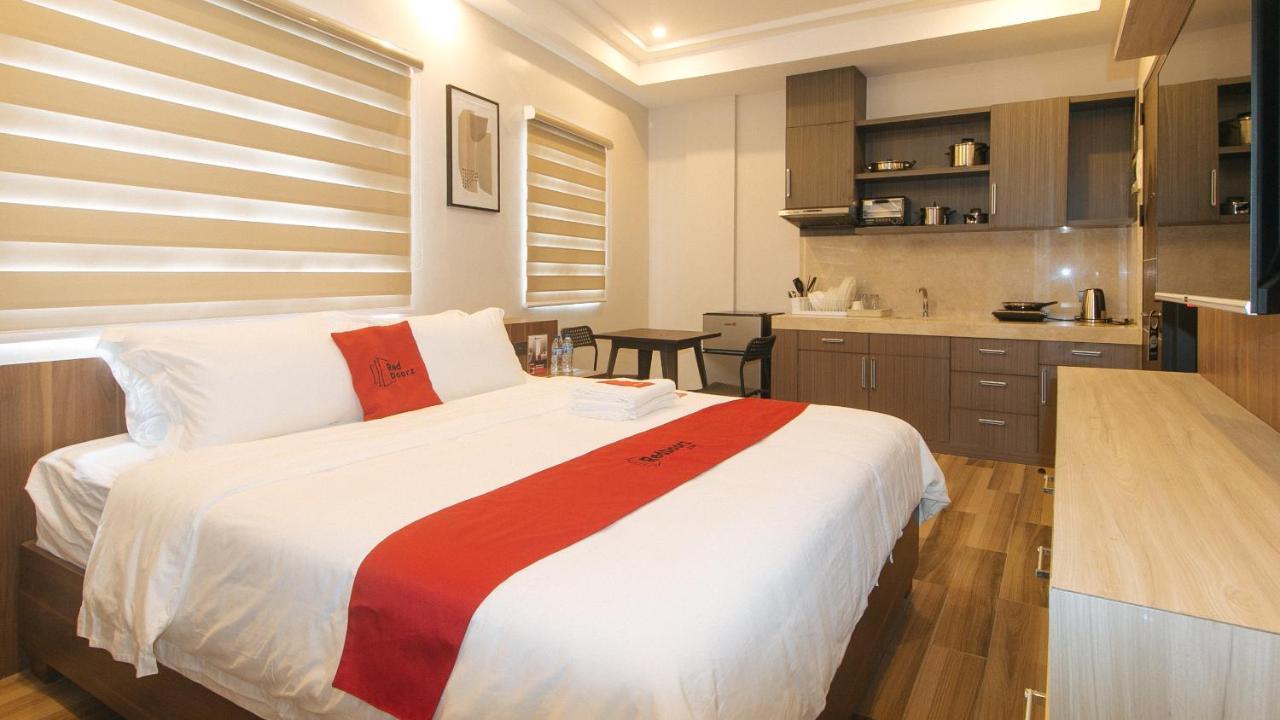 Reddoorz Plus @ Bez Tower And Residences San Juan San Juan (Metro Manila) Exterior foto